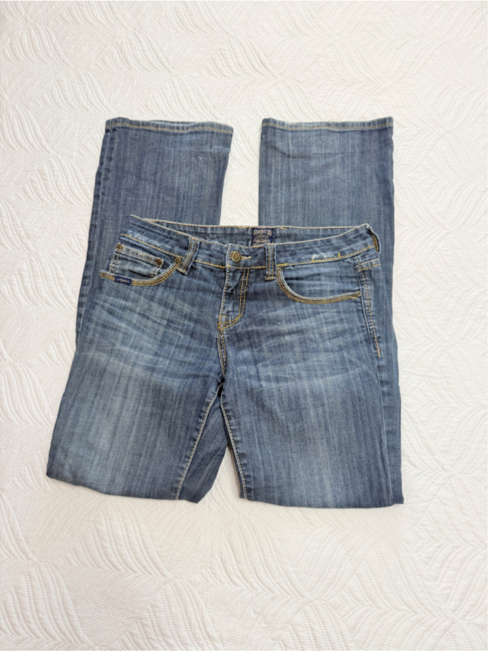 Women's Cowgirl Up Boot Cut Jeans Size 6 Blue Gold